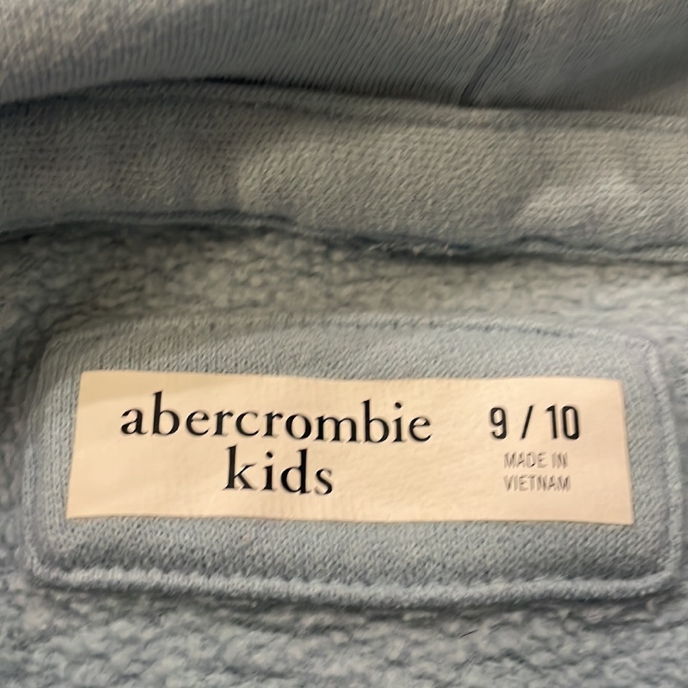 Abercrombie Kids Sweatshirt size 9-10 - Picture 2 of 3